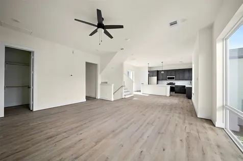 2722 Nagle Street Houston TX 77004