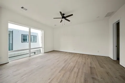 2722 Nagle Street Houston TX 77004
