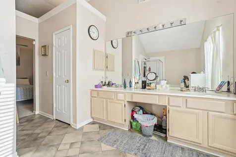 18079 Holly Forest Drive Houston TX 77084
