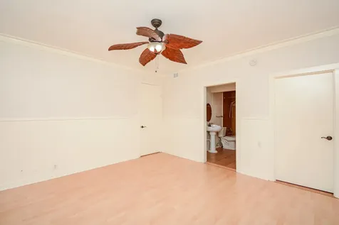 2829 Timmons Lane 161 Houston TX 77027