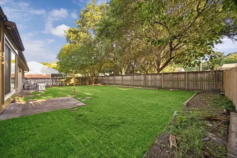 15643 Meadow Village Drive Houston TX 77095