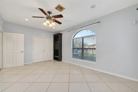 512 Bertloma Street Pasadena TX 77502