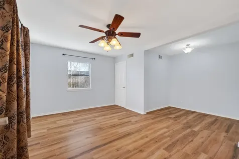 512 Bertloma Street Pasadena TX 77502