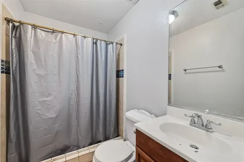 512 Bertloma Street Pasadena TX 77502