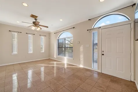512 Bertloma Street Pasadena TX 77502