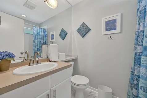 18418 E De Vaca Lane Galveston TX 77554