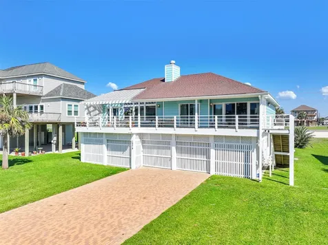 18418 E De Vaca Lane Galveston TX 77554