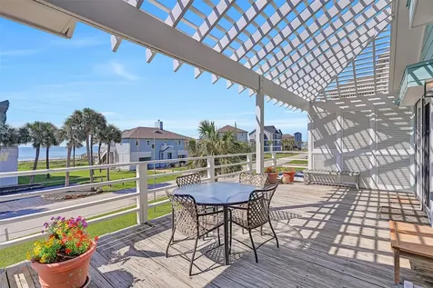 18418 E De Vaca Lane Galveston TX 77554