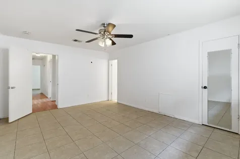 303 N Forest Boulevard Houston TX 77090