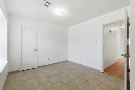 303 N Forest Boulevard Houston TX 77090