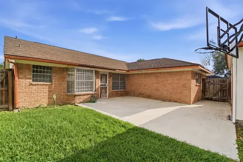 303 N Forest Boulevard Houston TX 77090