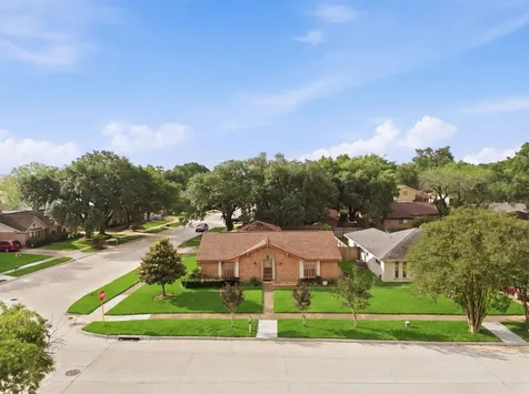 303 N Forest Boulevard Houston TX 77090