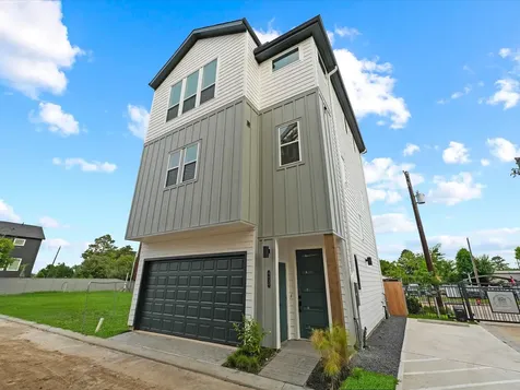 4832 Pinemont Drive Houston TX 77092