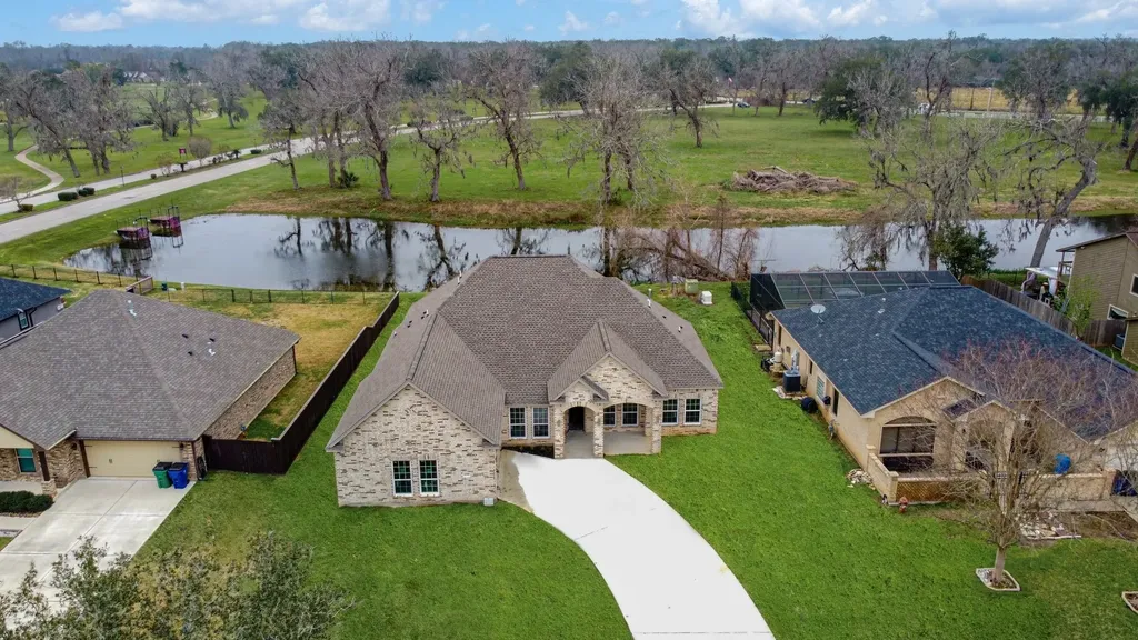 2291 Riverside Drive West Columbia TX 77486