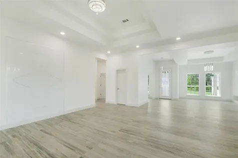 2291 Riverside Drive West Columbia TX 77486