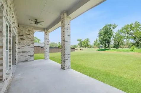 2291 Riverside Drive West Columbia TX 77486