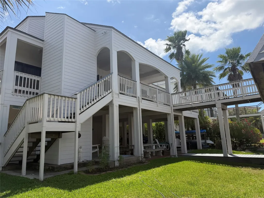3421 Jolly Roger Galveston TX 77554