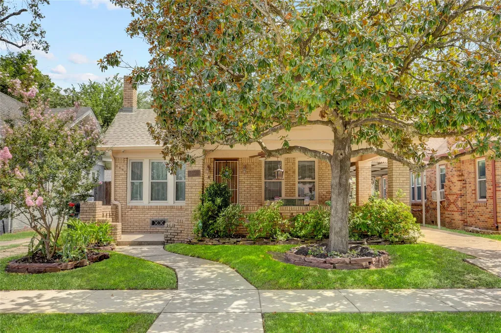 5221 Mulford Street Houston TX 77023