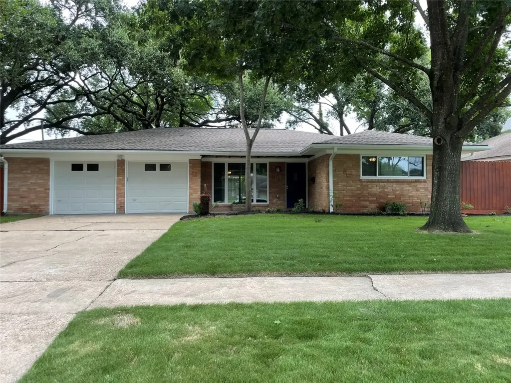 5310 Carew Street Houston TX 77096
