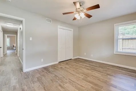 5310 Carew Street Houston TX 77096