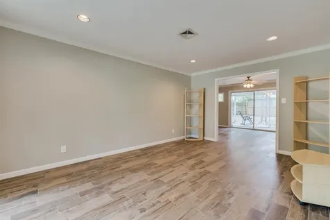 5310 Carew Street Houston TX 77096