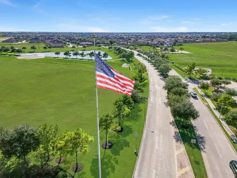 4611 Whisperwood Drive Rosenberg TX 77471
