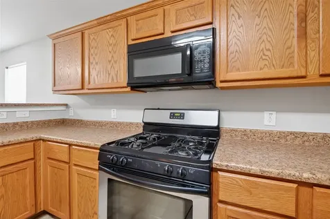 324 17th Avenue N Texas City TX 77590
