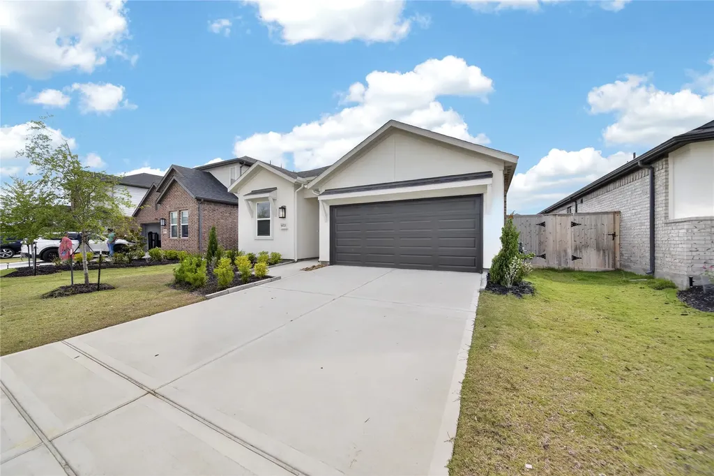 9723 Pettus Creek Drive Cypress TX 77433