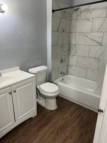 1005 Bank Drive Houston TX 77547