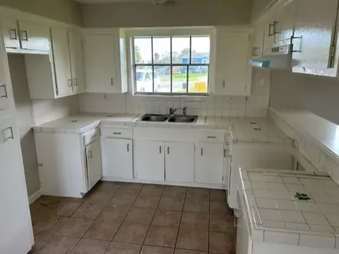 306 Tennyson Street San Leon TX 77539