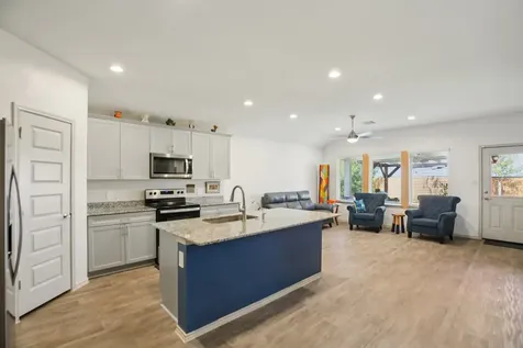 1279 Thornbird Trail Sealy TX 77474