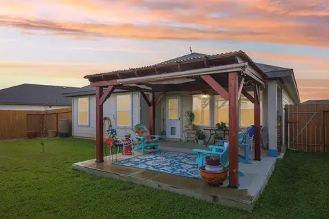 1279 Thornbird Trail Sealy TX 77474