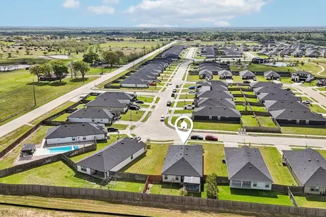 1279 Thornbird Trail Sealy TX 77474