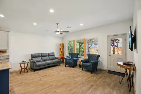 1279 Thornbird Trail Sealy TX 77474