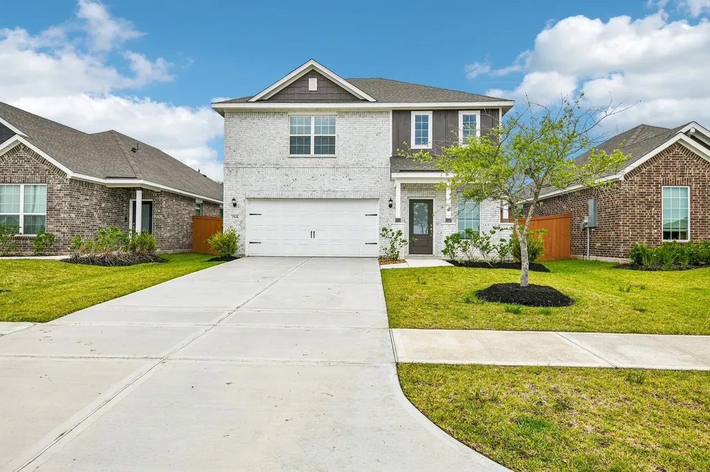 2526 Green Jasper Drive Iowa Colony TX 77583