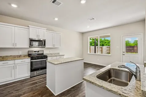 2526 Green Jasper Drive Iowa Colony TX 77583
