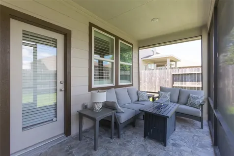 7058 Silverleaf Oak Street Conroe TX 77304