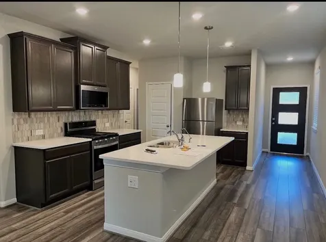 7058 Silverleaf Oak Street Conroe TX 77304