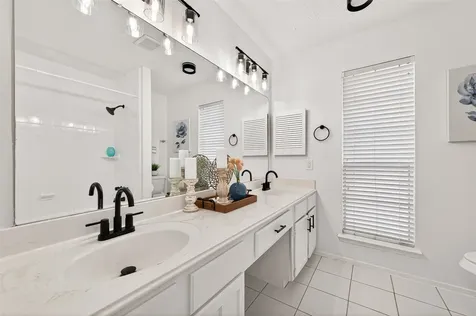 13515 Splintered Oak Drive Houston TX 77065