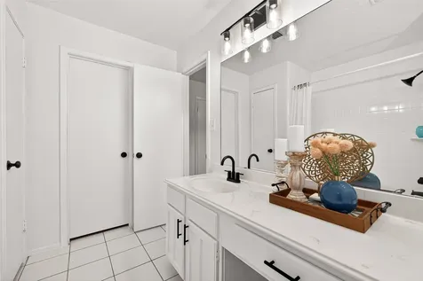 13515 Splintered Oak Drive Houston TX 77065