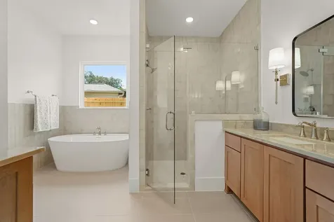 1850 Viking Drive Houston TX 77018