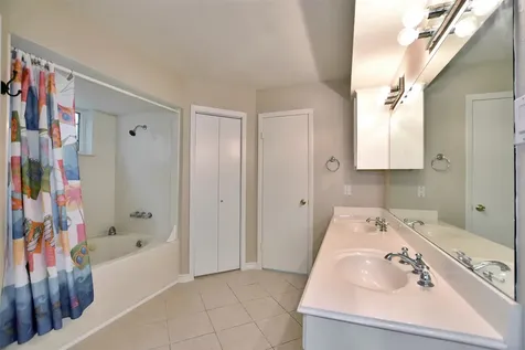 15326 Glamorgan Drive Houston TX 77040