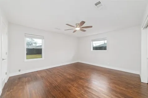 10206 Oakpoint Drive Houston TX 77043