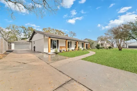 10206 Oakpoint Drive Houston TX 77043