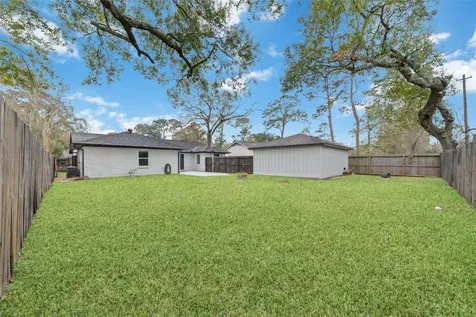 10206 Oakpoint Drive Houston TX 77043