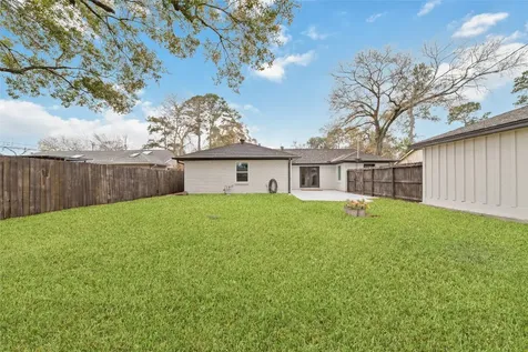 10206 Oakpoint Drive Houston TX 77043