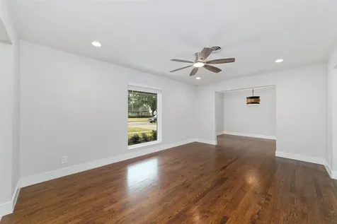 10206 Oakpoint Drive Houston TX 77043