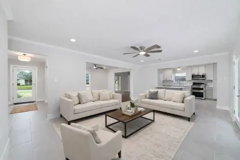 10206 Oakpoint Drive Houston TX 77043