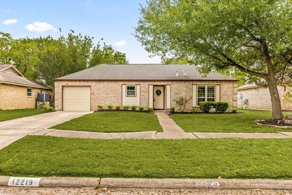 12219 Wessex Drive Houston TX 77089