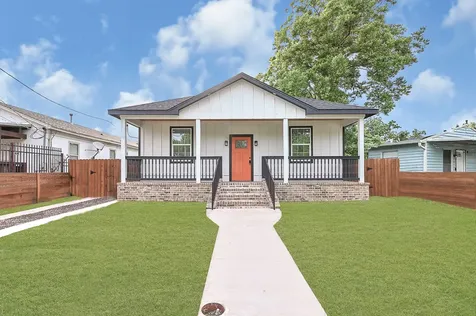 2412 Lucas Street Houston TX 77026